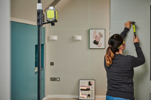 Samonivelirajući laserski nivelator (nivelir) sa stativom – RYOBI RB360GLL-K