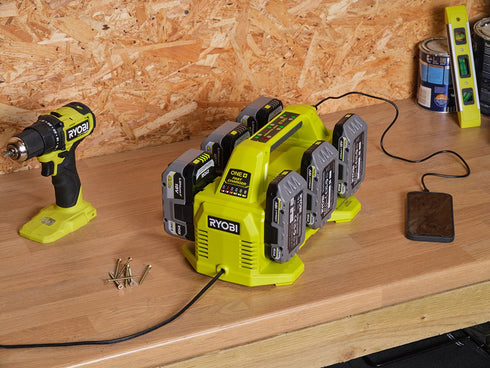 Punjač baterija 4A sa 6 portova (ulaza), 18V ONE+™ – RYOBI RC18640